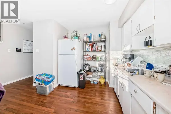 702, 4719 33 Street, Red Deer, AB T4N0N7