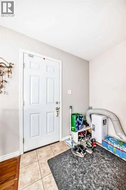 702, 4719 33 Street, Red Deer, AB T4N0N7