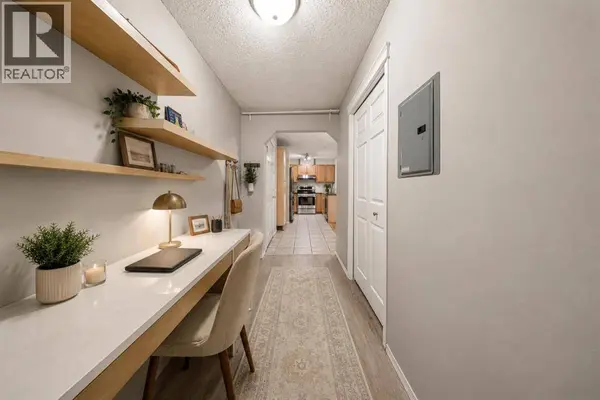 1104, 70 Panamount Drive NW, Calgary, AB T3K6K3