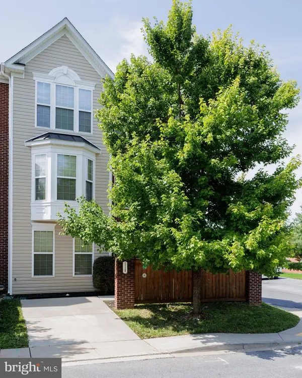 116 MOUNTAIN CREEK CIR