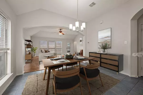 4932 Dougal Avenue, Fort Worth, TX 76137