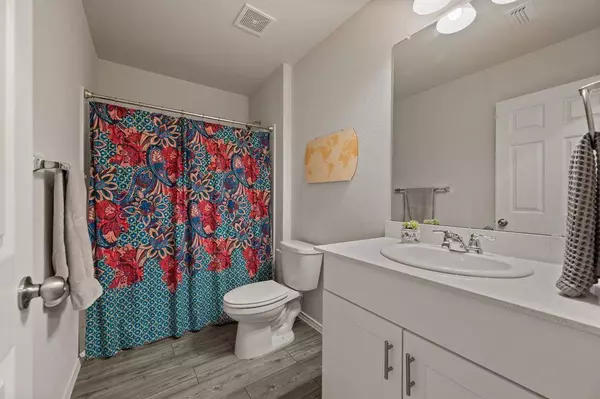 16044 Crews Avenue, Haslet, TX 76052