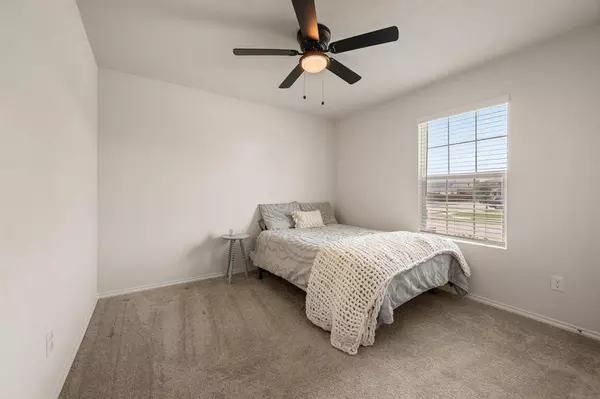 16044 Crews Avenue, Haslet, TX 76052