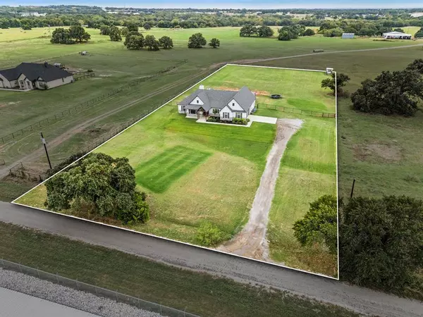 175 County Road 1109, Decatur, TX 76234