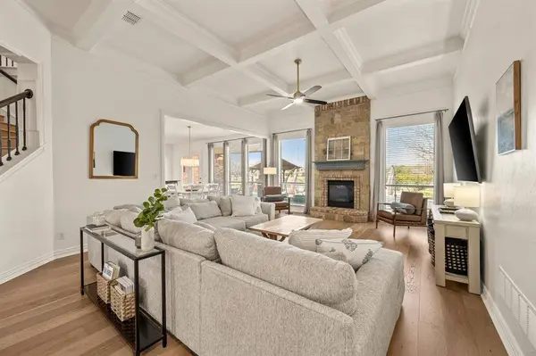 115 Eagles Peak Lane, Double Oak, TX 75077