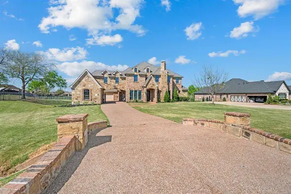 115 Eagles Peak Lane, Double Oak, TX 75077