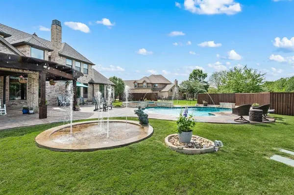 180 Whistling Duck Lane, Double Oak, TX 75077