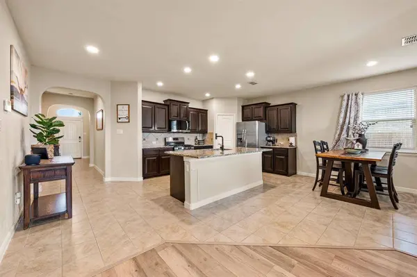 1132 Blooming Prairie Trail, Fort Worth, TX 76177