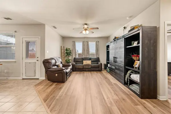 1132 Blooming Prairie Trail, Fort Worth, TX 76177
