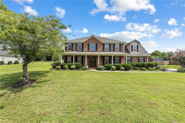 109 Carnoustie CIR, Anderson, SC 29621