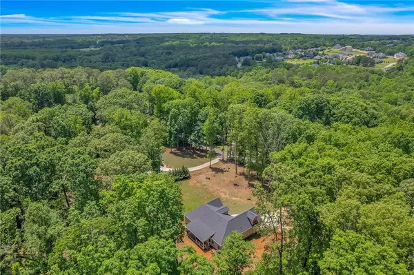 310 Autumn LN, Belton, SC 29627