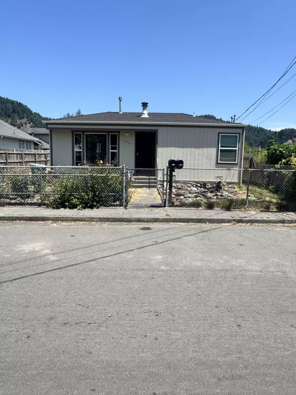 350 2nd AVE, Rio Dell, CA 95562
