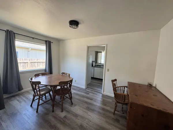 350 2nd AVE, Rio Dell, CA 95562