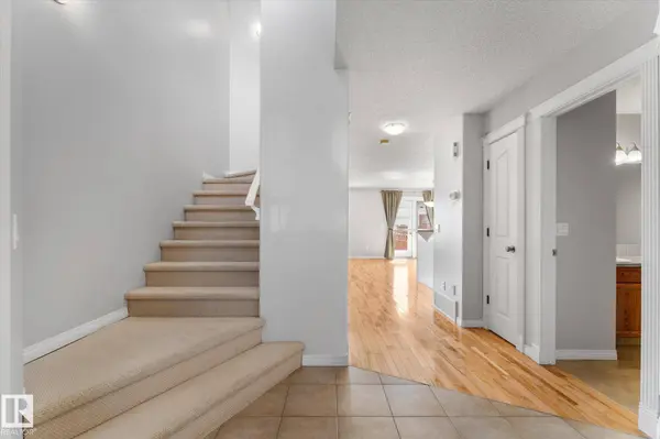 143 Westwood LN, Fort Saskatchewan, AB T8L 4N8