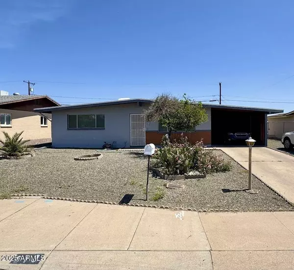 513 S CARDINAL Drive, Apache Junction, AZ 85120