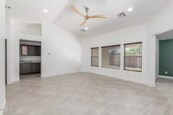 2602 N 106TH Avenue, Avondale, AZ 85392