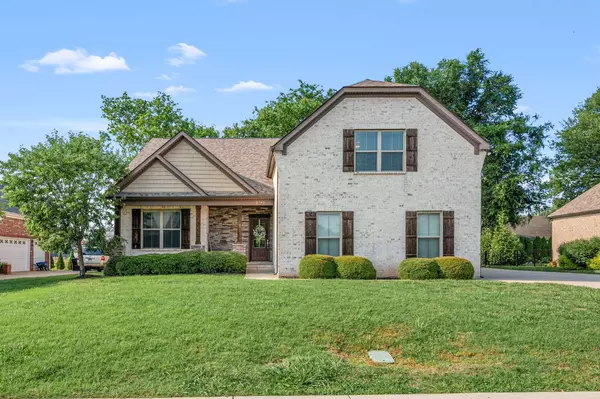 2743 Crowne Pointe Dr, Murfreesboro, TN 37130