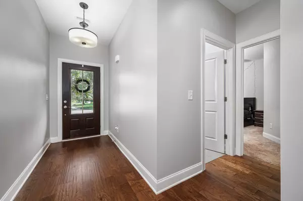 2743 Crowne Pointe Dr, Murfreesboro, TN 37130