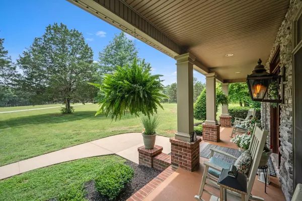 1052 Allen Rd, Murfreesboro, TN 37129