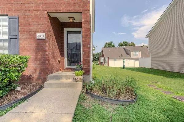 3057 Burnt Pine Dr, Smyrna, TN 37167