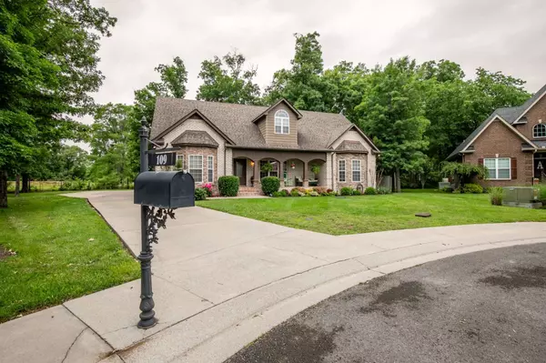 109 Red Top Ct, Murfreesboro, TN 37128