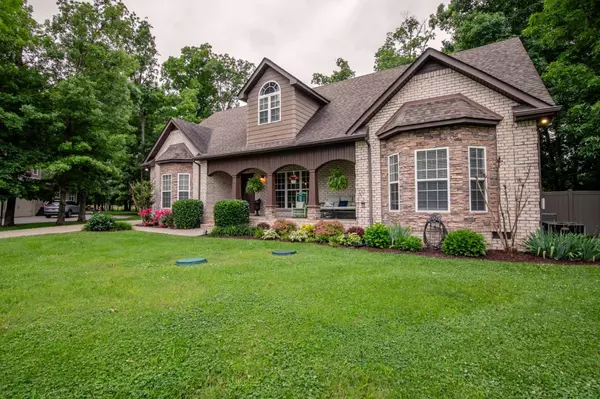 109 Red Top Ct, Murfreesboro, TN 37128
