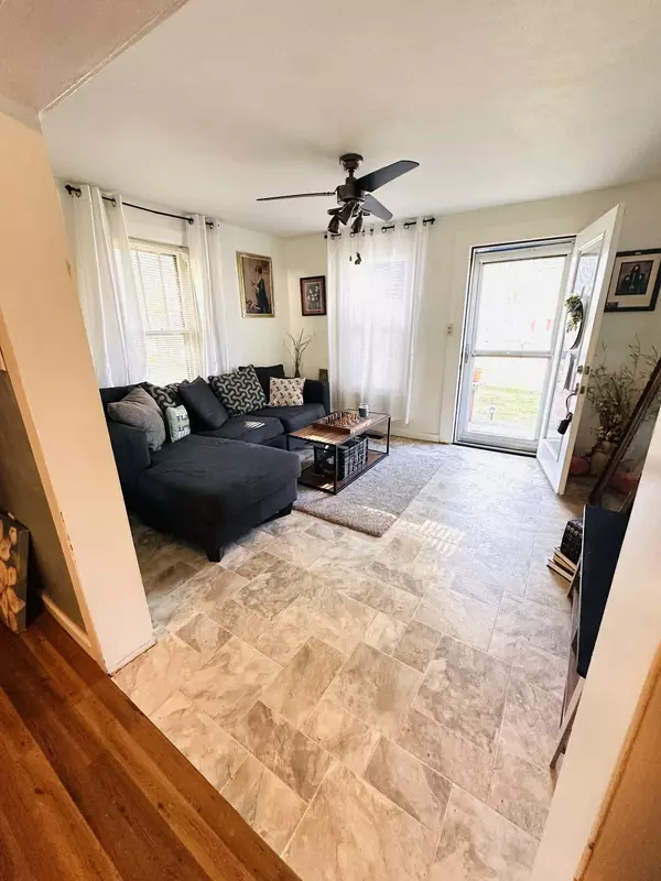 1214 E Lincoln St, Tullahoma, TN 37388