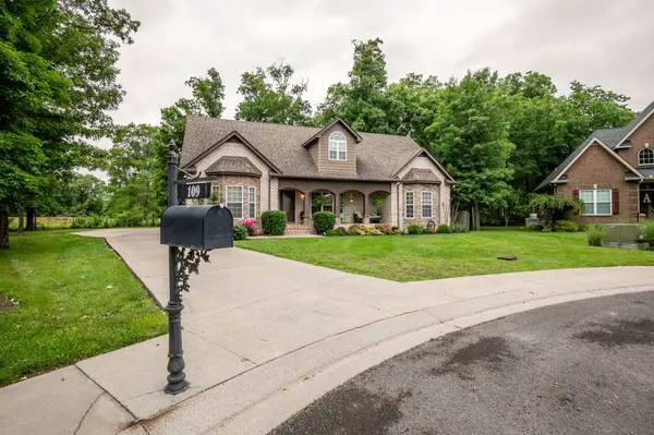 109 Red Top Ct, Murfreesboro, TN 37128