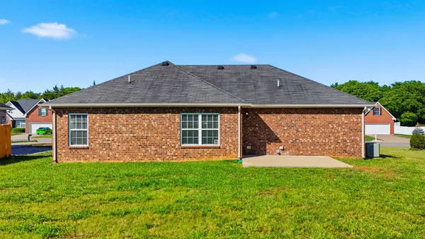 2320 Auldridge Dr, Christiana, TN 37037