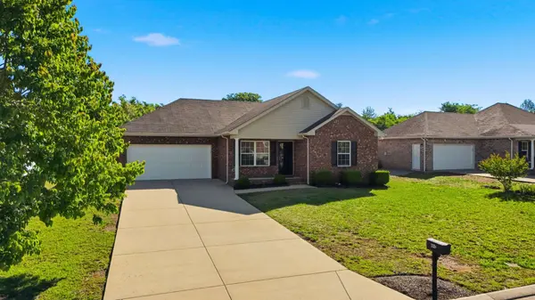 2320 Auldridge Dr, Christiana, TN 37037
