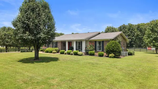 1048 Allen Rd, Murfreesboro, TN 37129
