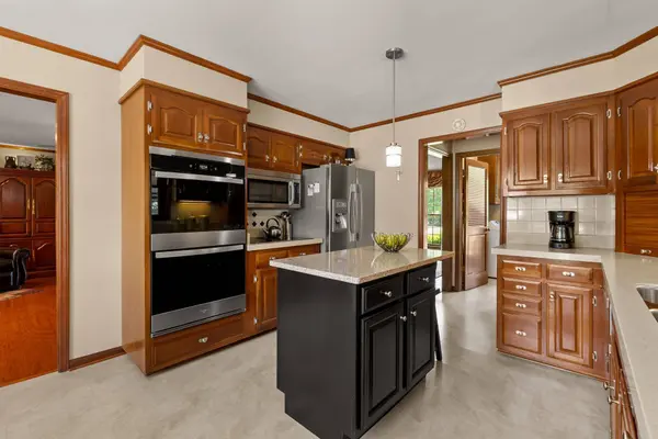 1048 Allen Rd, Murfreesboro, TN 37129