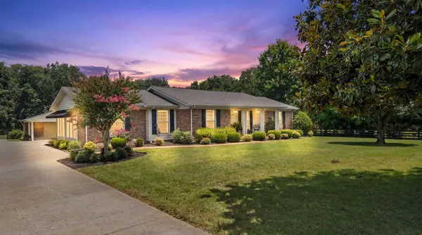 1048 Allen Rd, Murfreesboro, TN 37129