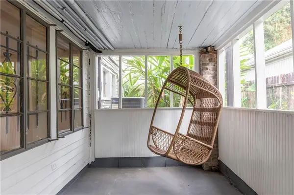 5245 1/2 PRYTANIA ST, New Orleans, LA 70115