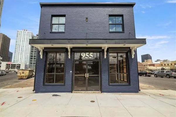 955 HOWARD AVE, New Orleans, LA 70113