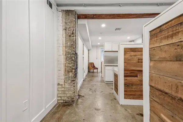 4530 MAGAZINE ST, New Orleans, LA 70115