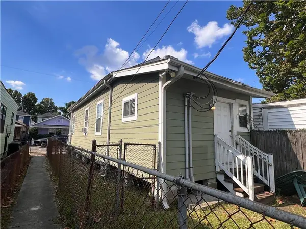1319 GENERAL OGDEN ST, New Orleans, LA 70118