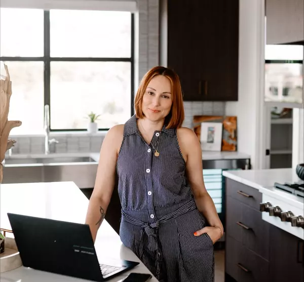 Candice Rae Sells Homes in Washington