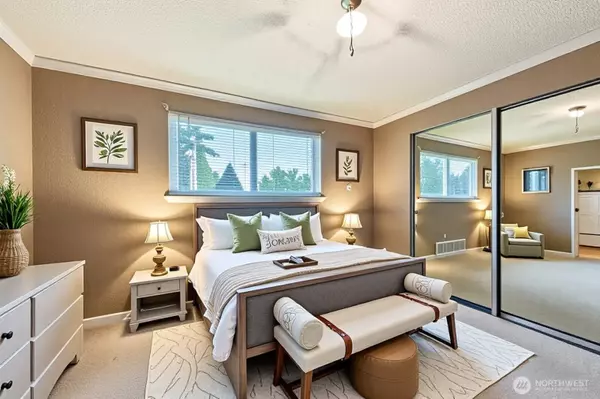 21520 36th Avenue Ct E, Spanaway, WA 98387