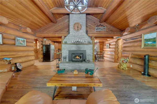 37918 SR 706 E, Ashford, WA 98304