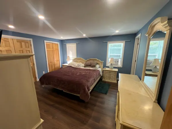 6244 Main St, Tannersville, NY 12485-7723