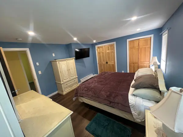 6244 Main St, Tannersville, NY 12485-7723