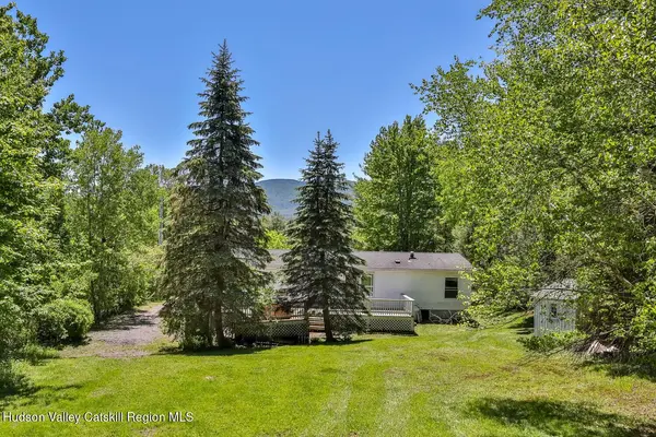 6570 New York 23a, Tannersville, NY 12485