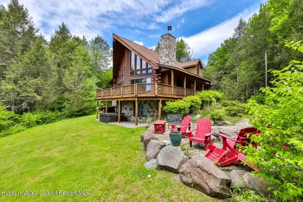 101 Carl RD, Jewett, NY 12444