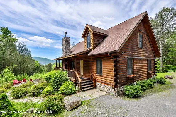 101 Carl RD, Jewett, NY 12444