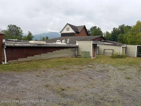 6550 New York 23a, Tannersville, NY 12485