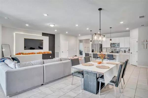 1418 DA VINCI WAY, Winter Haven, FL 33884