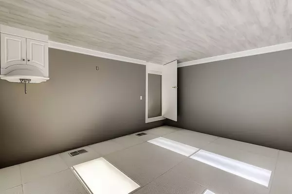 500 Vonderburg Dr, Brandon, FL 33511