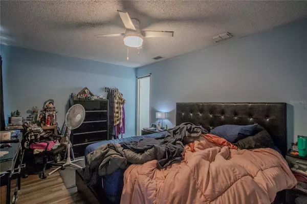 7927 SAPPHIRE LN, Orlando, FL 32822