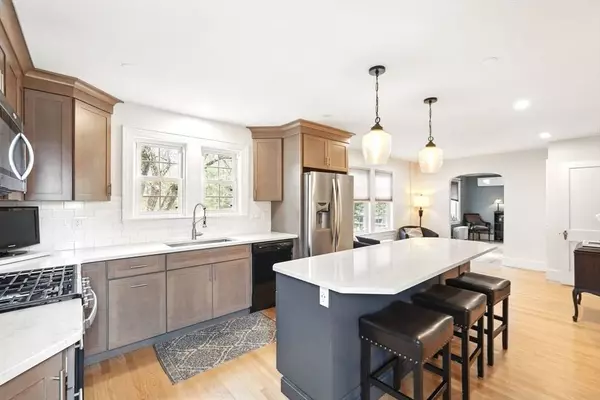 2393 Wilbraham Rd, Springfield, MA 01129